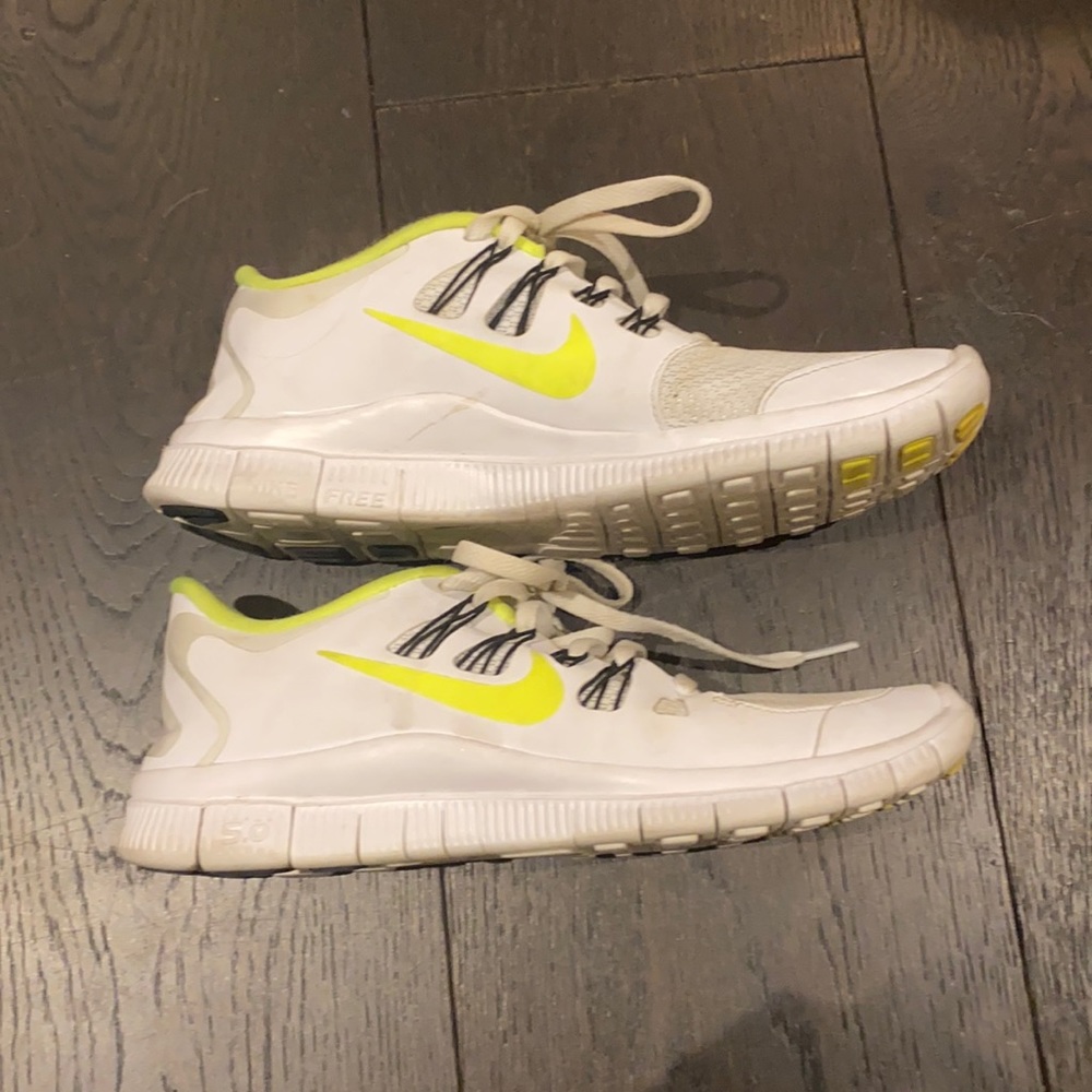 Nike Free Runs